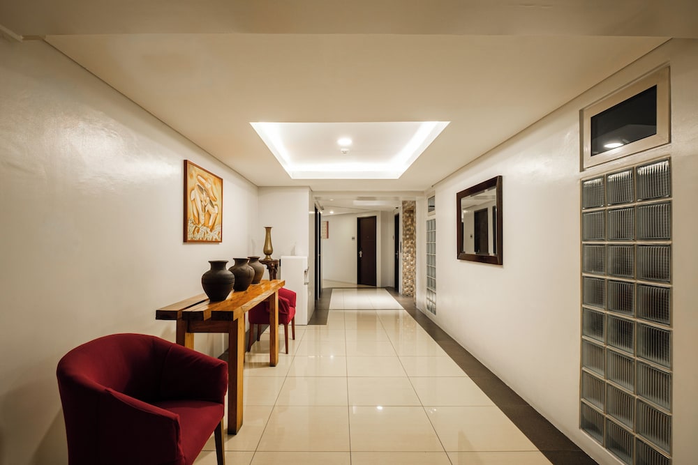 Myspace Hotel At Bgc 57/70