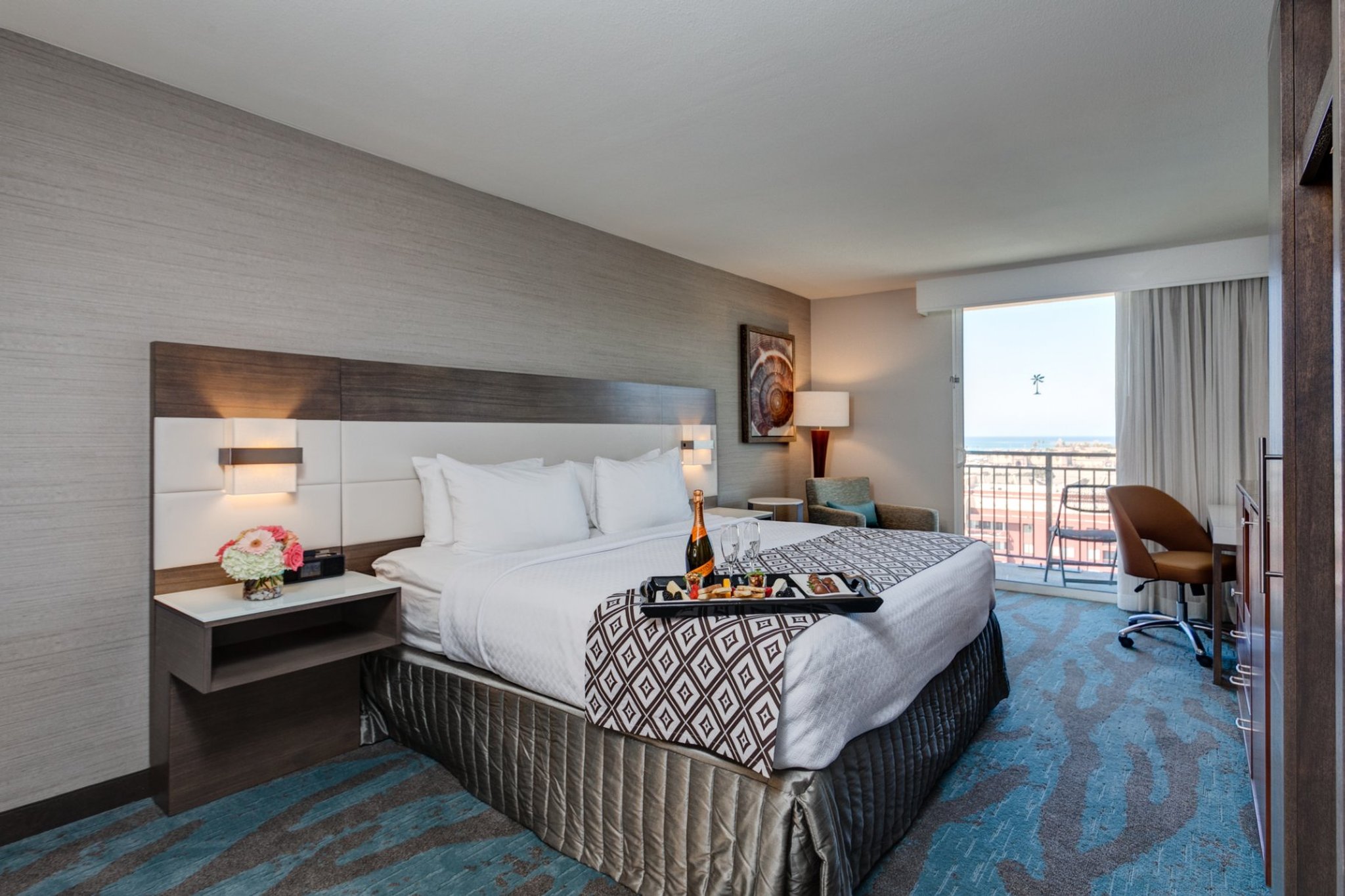 Crowne Plaza Ventura Beach 23/74