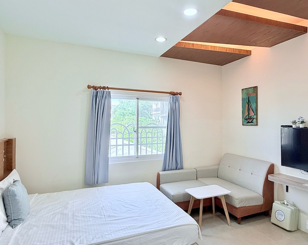 Lunatis Bay Hotel 15/50