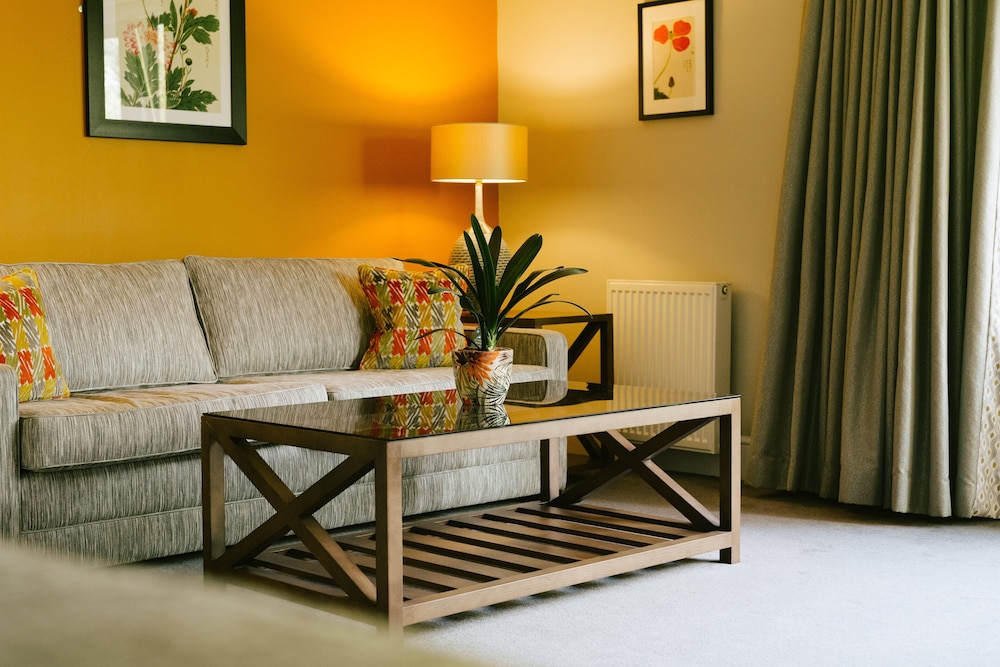 Jesmond Dene House 43/80