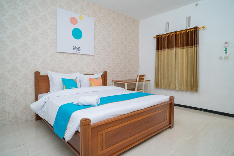 Sans Hotel Queen Batu 3/11