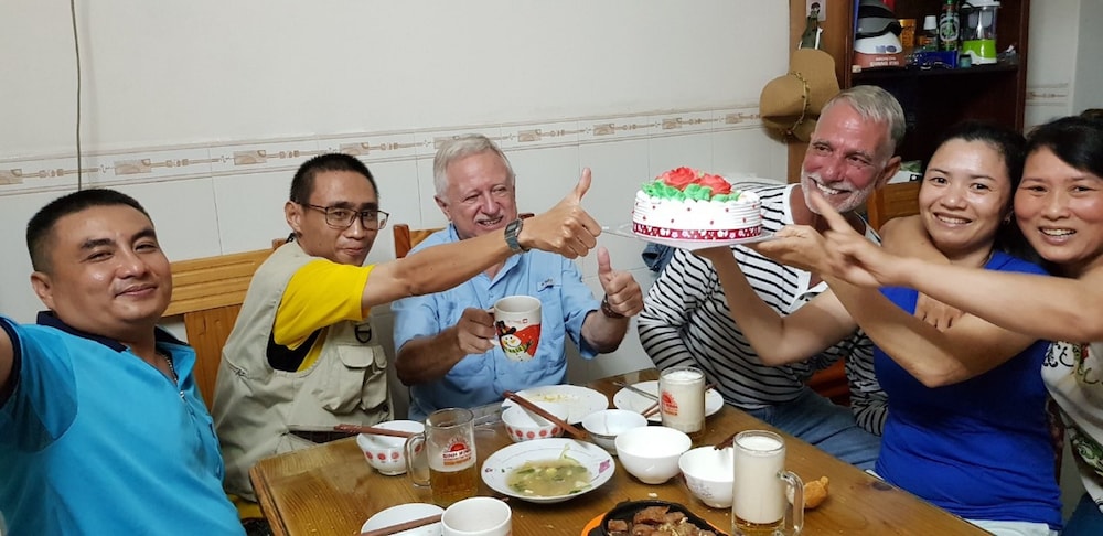 Hong Vinh Hotel 41/54