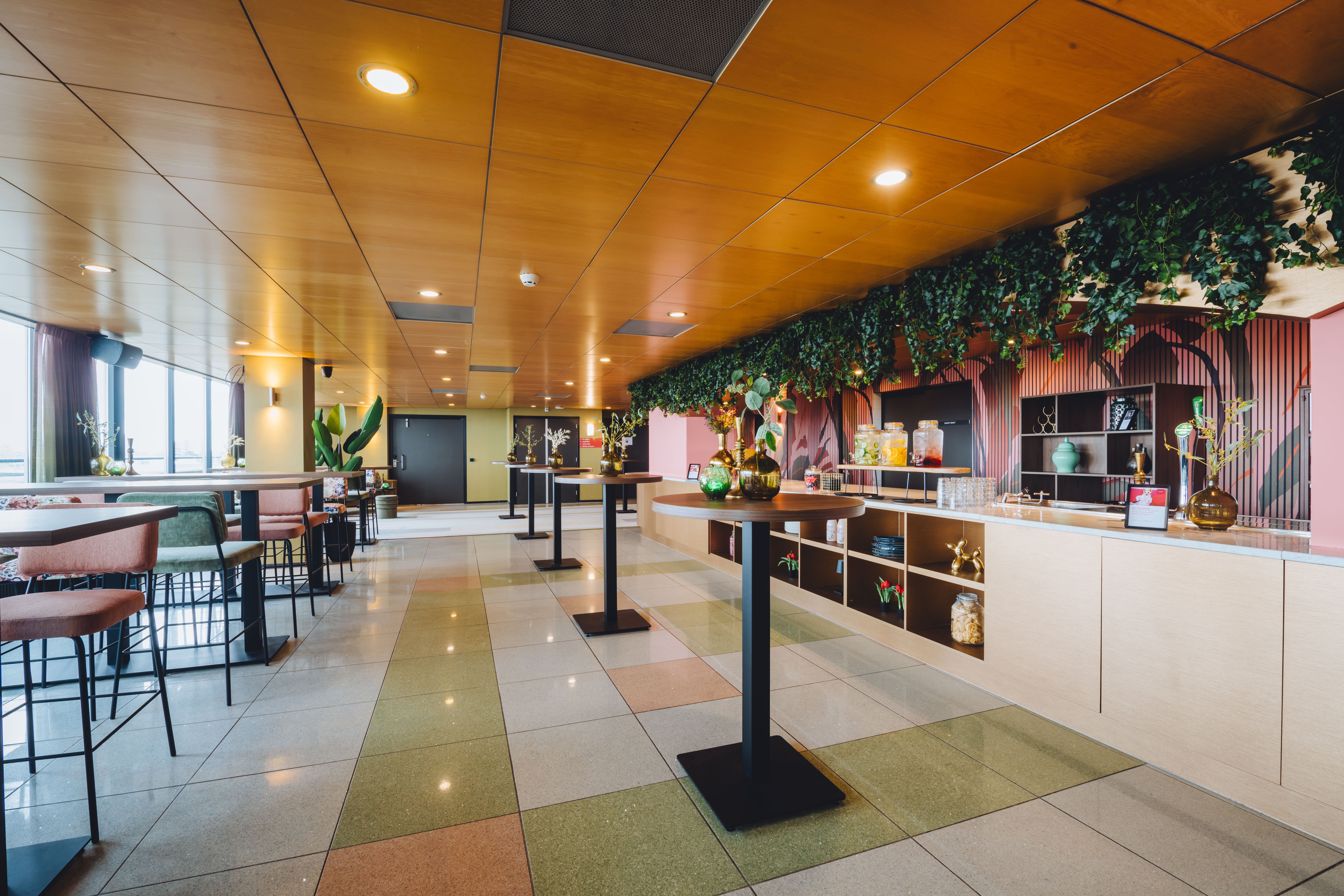 Leonardo Hotel Ijmuiden Seaport Beach 31/42