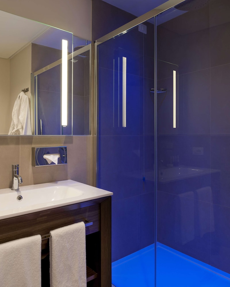 Doubletree By Hilton Hotel Yerevan City Centre 19/67