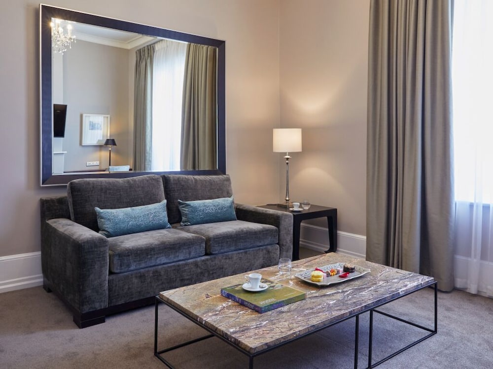 Dock House Boutique Hotel 29/49