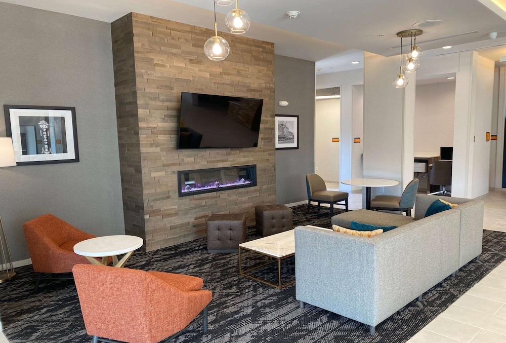 La Quinta Inn and Suites by Wyndham Centralia 29/50