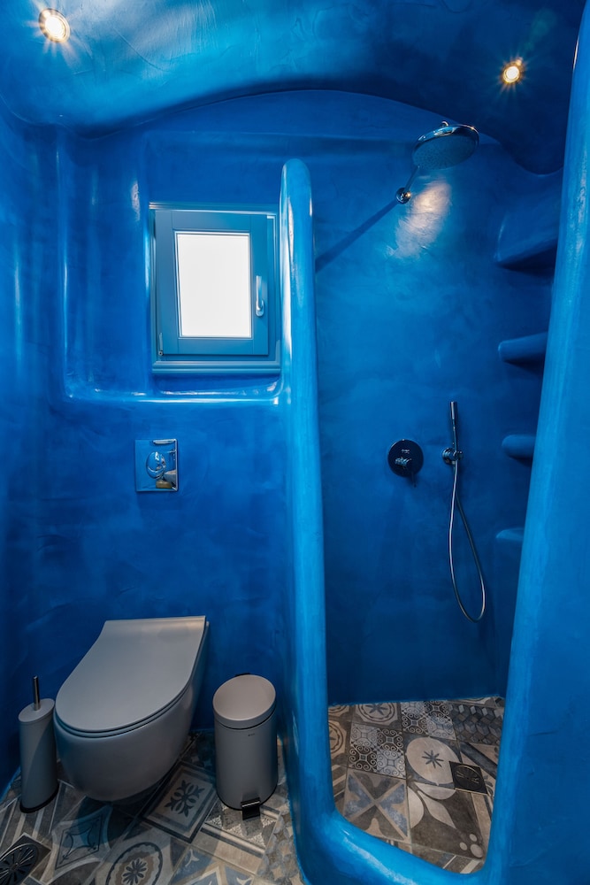 Aegean Blue Suites 96/99