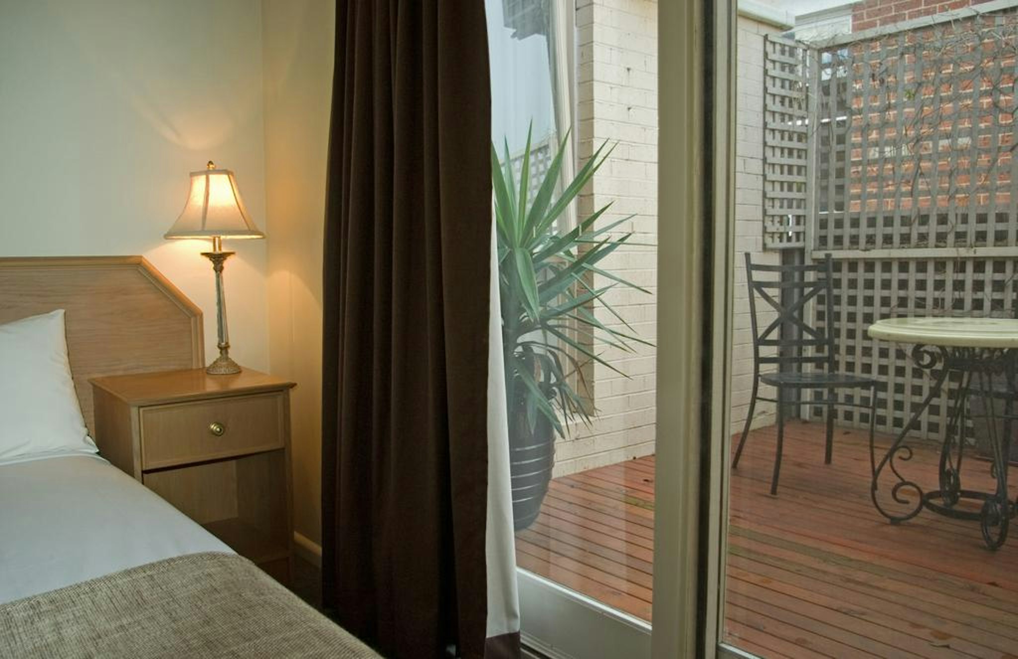 Admiralty Inn 8/10