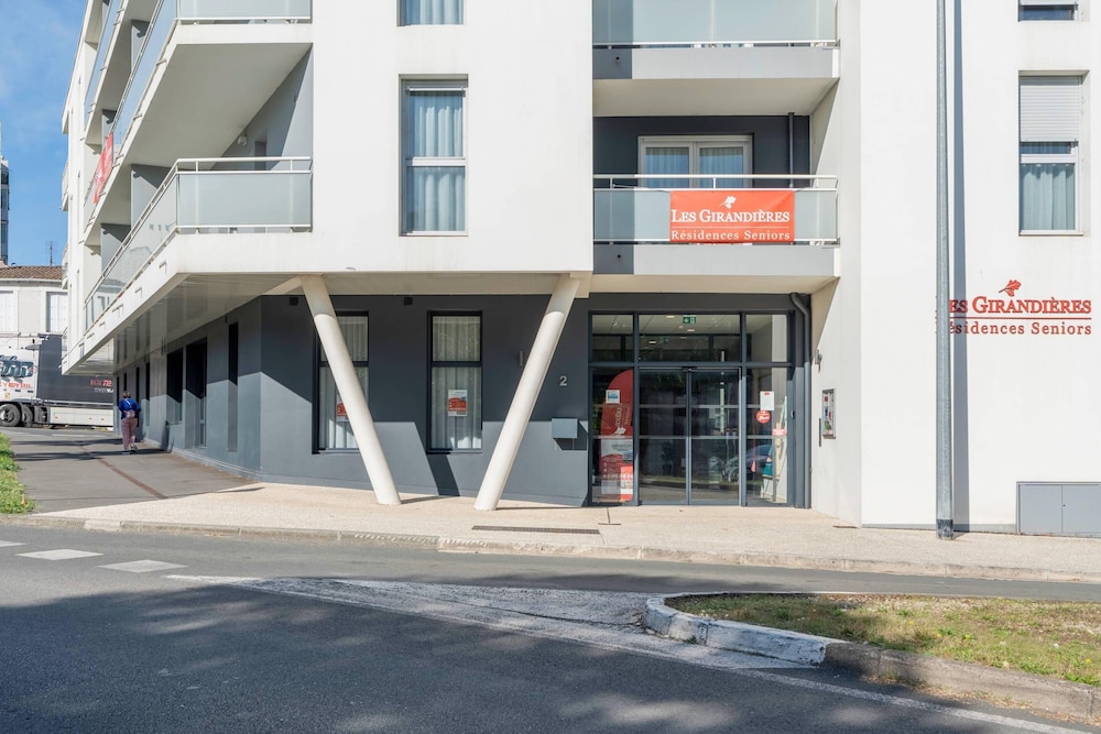 Quality Aparthotel Rochefort 36/43