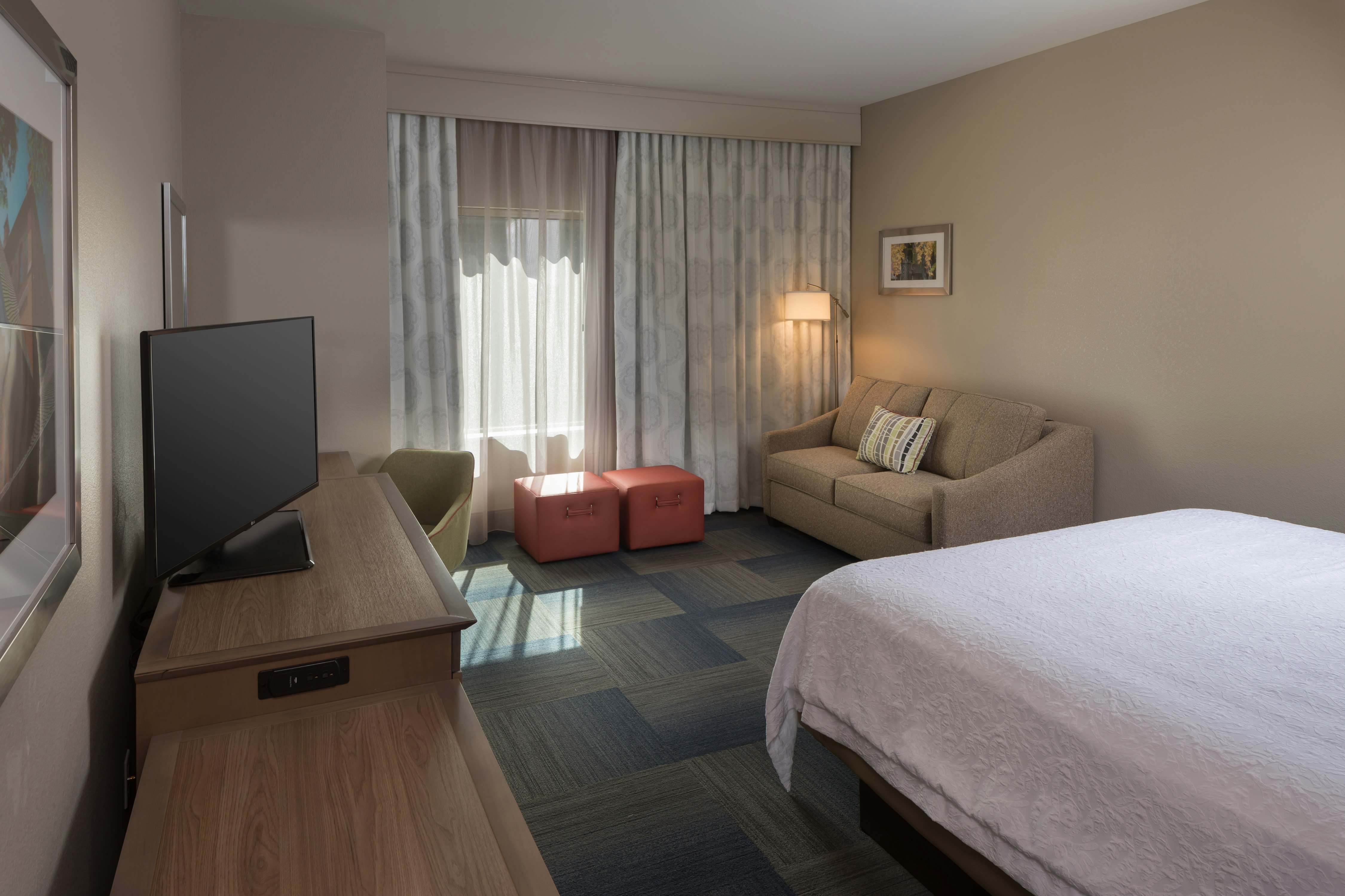 Hampton Inn Suites Asheville Biltmore Village 12/58