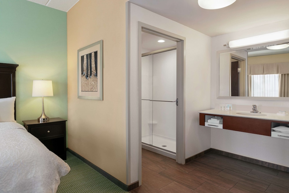 Hampton Inn and Suites Mount Joy Lancaster West 12/43