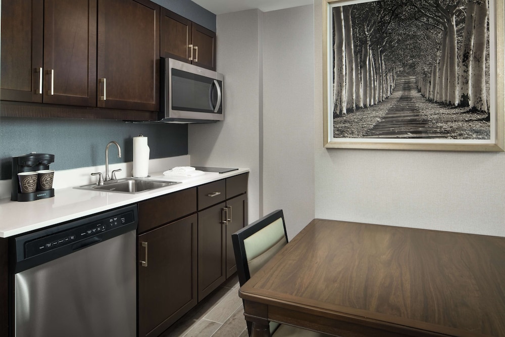 Homewood Suites By Hilton Teaneck Glenpointe 4/38