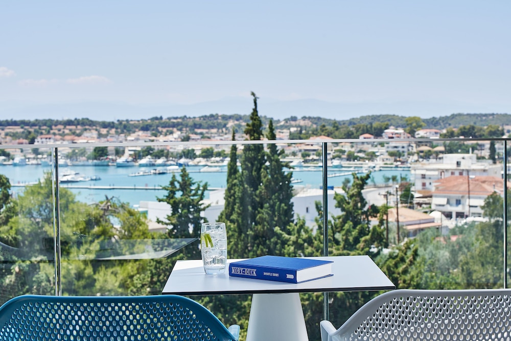 AKS PORTO HELI 45/48