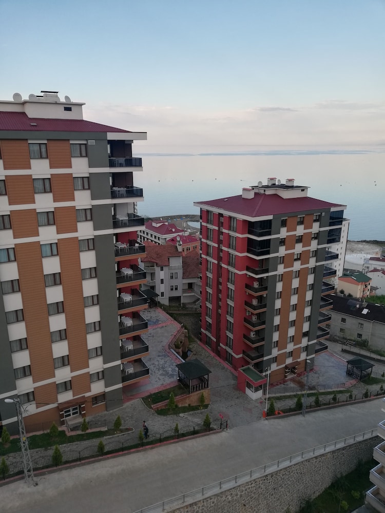 North Pearl Residence 1/21
