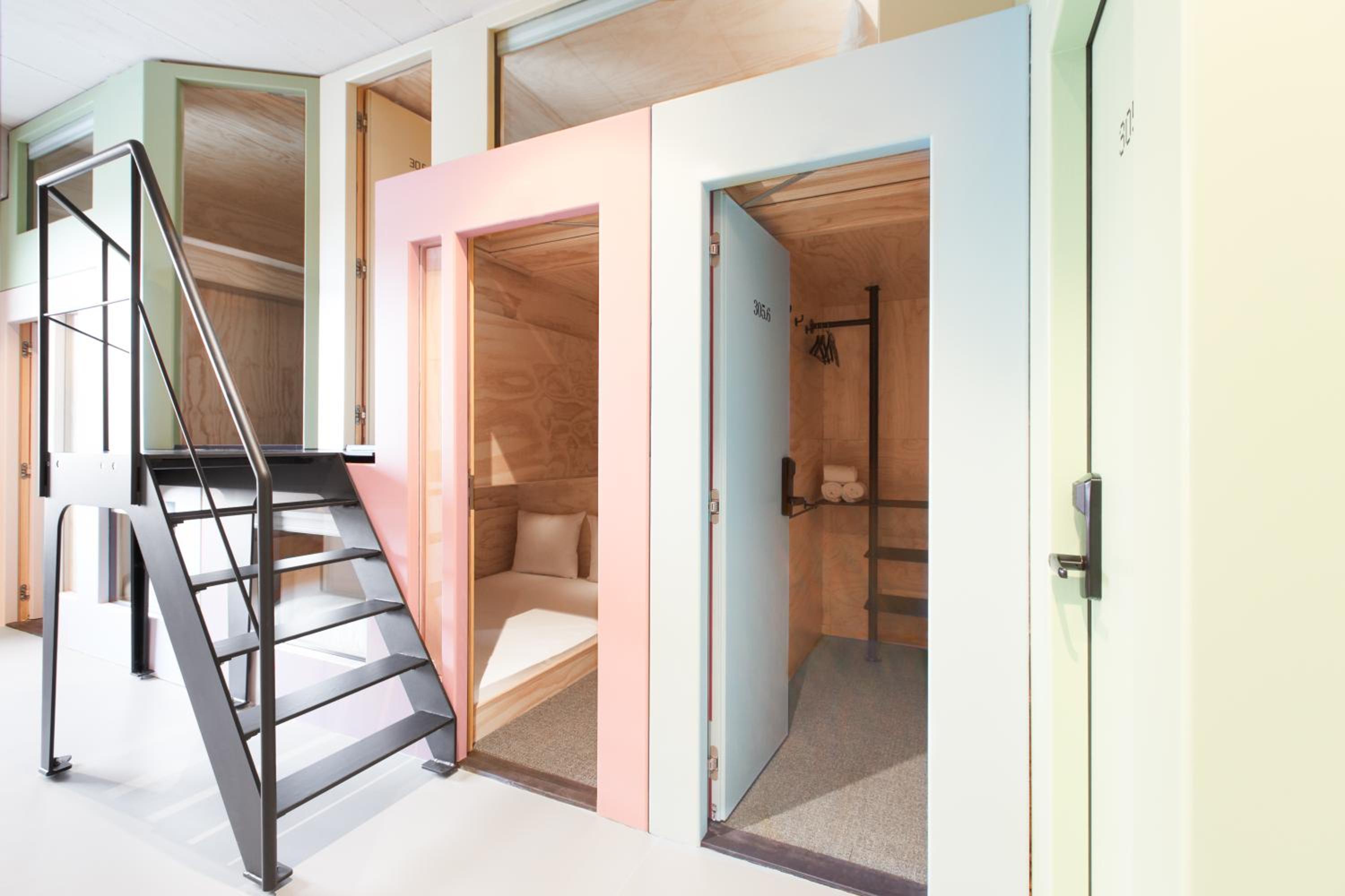 Sleep, Cabin, Double Bed, Shared Bathroom