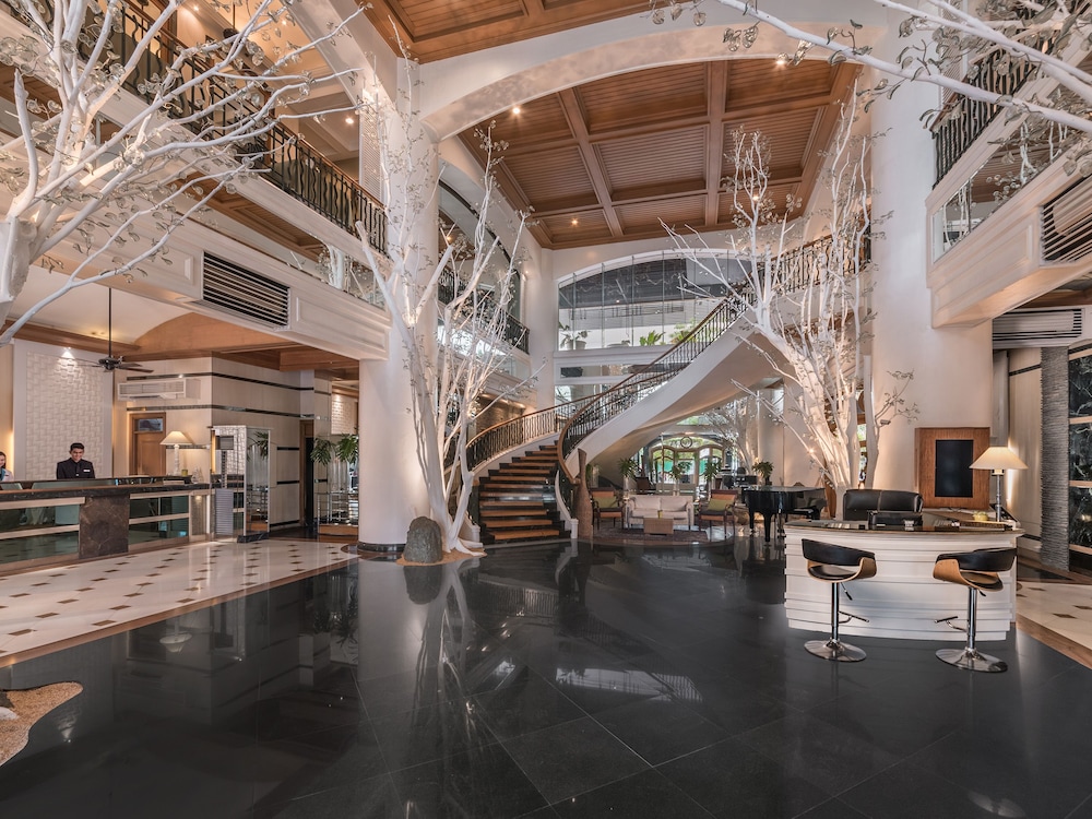 Vivere Suites 3/62