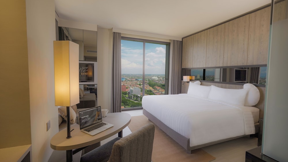 GRAND, DOUBLE BED