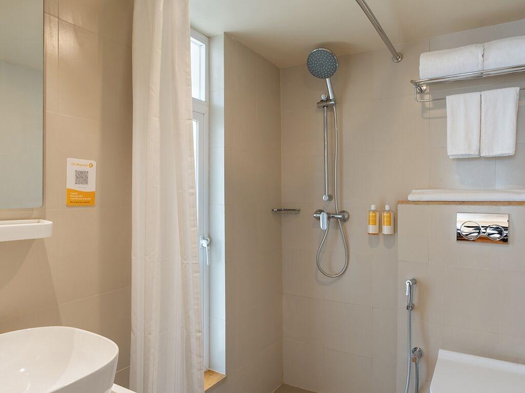 Bloom Hotel - Saki Vihar Powai 48/50