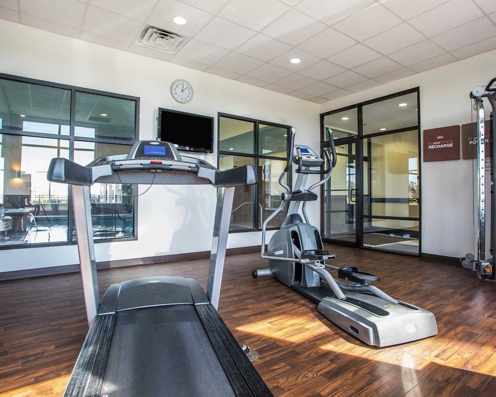 Comfort Suites Troy-I75 44/69