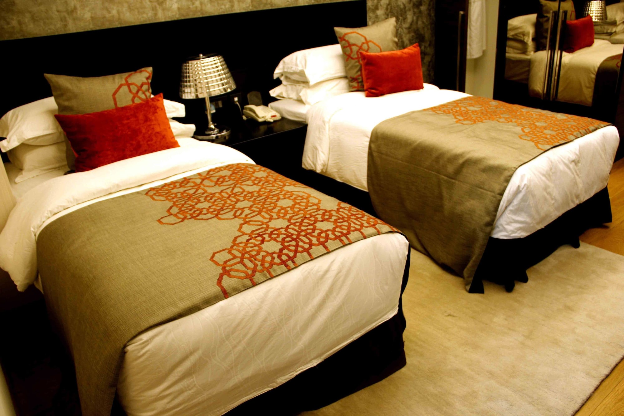 2 BEDROOMS, APARTMENT
