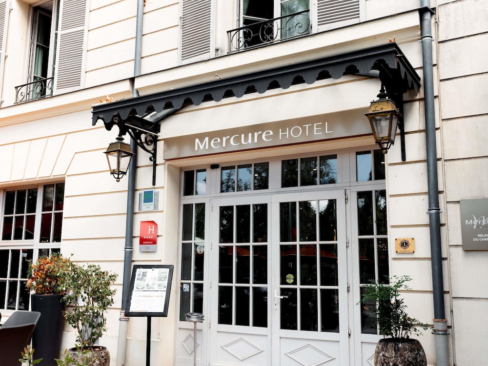 Mercure Rambouillet Relays du Chateau 2/79