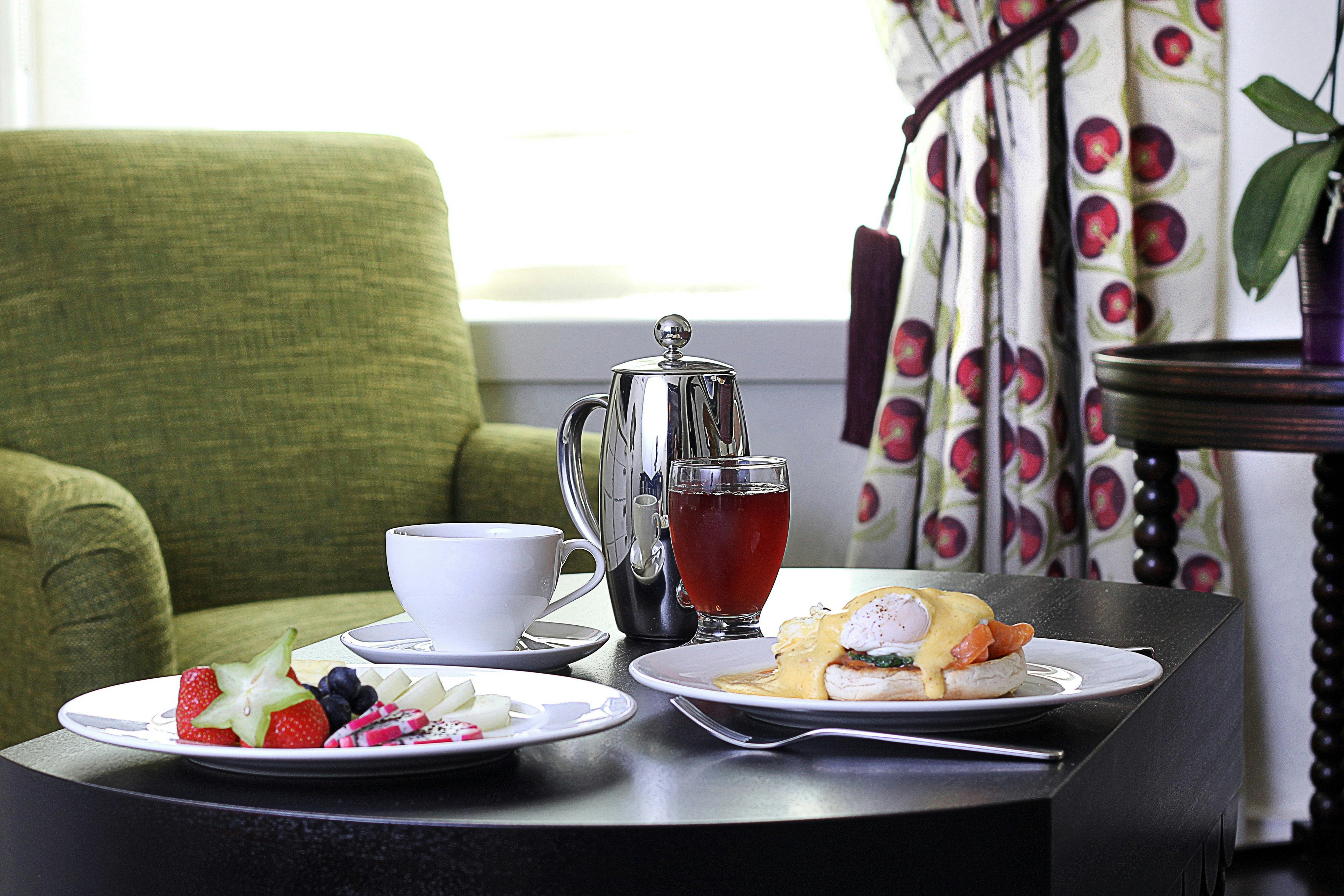 ST ERMINS HOTEL 34/41