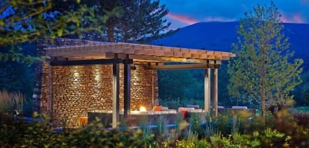 Topnotch Resort Spa 6/79