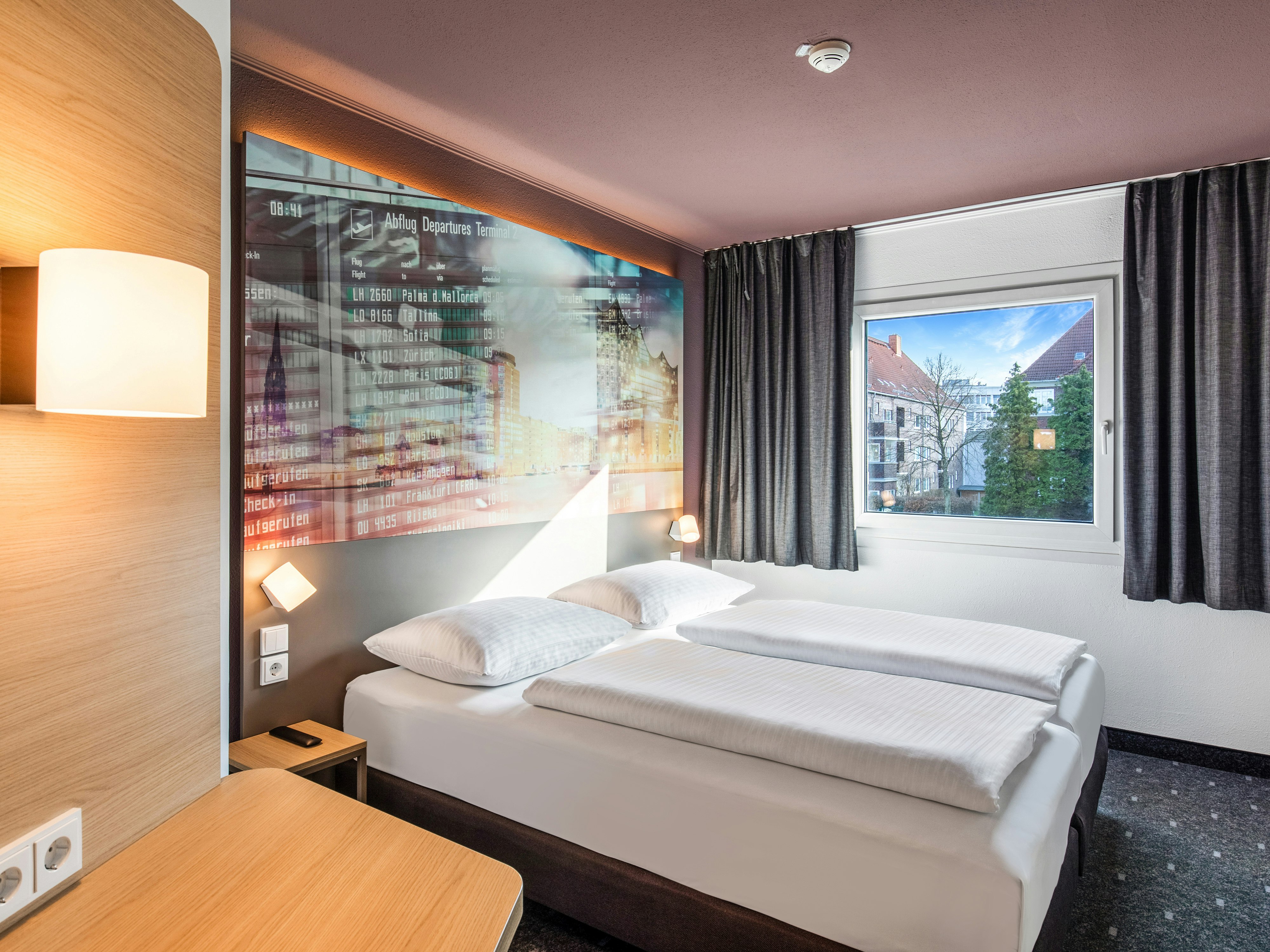 B&B HOTEL Hamburg-Airport 10/12