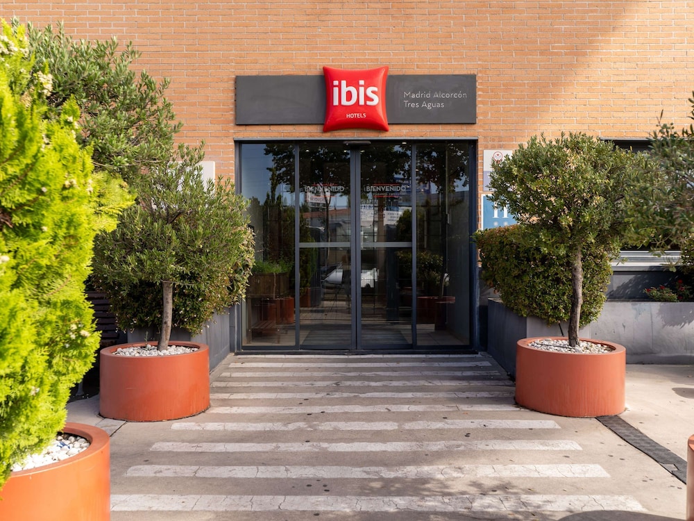 Ibis Madrid Alcorcon Tresaguas 2/44