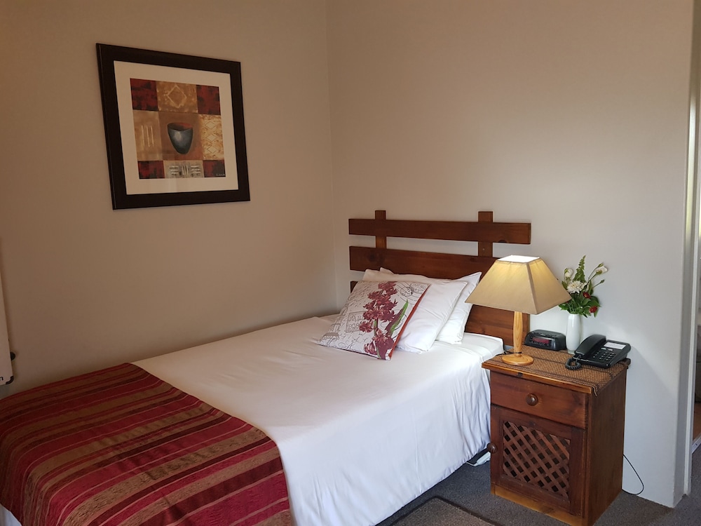 Aandbloem Guest House 6/35
