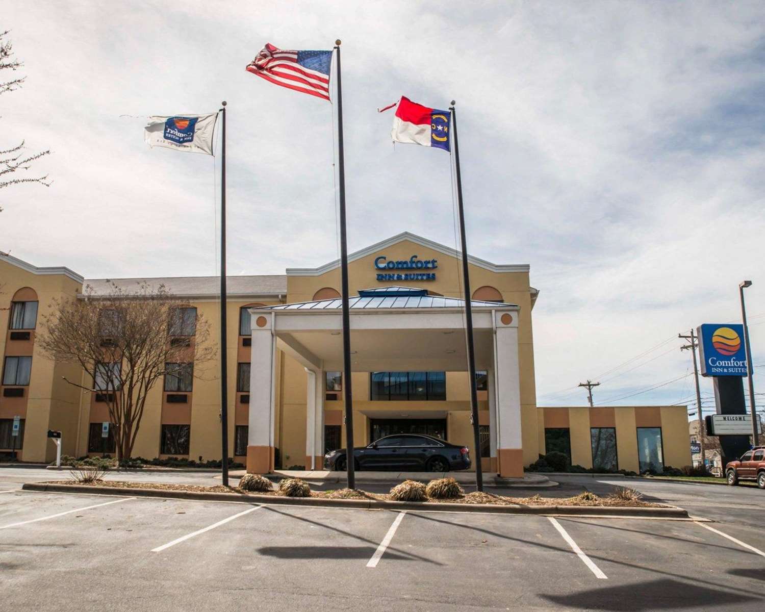 Comfort Inn & Suites Morganton South 33/33