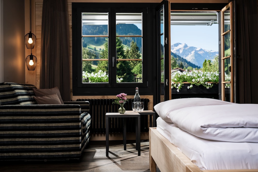 شاليه سوبيريور بسرير كينج، Hotel Arc En Ciel Gstaad 2/6