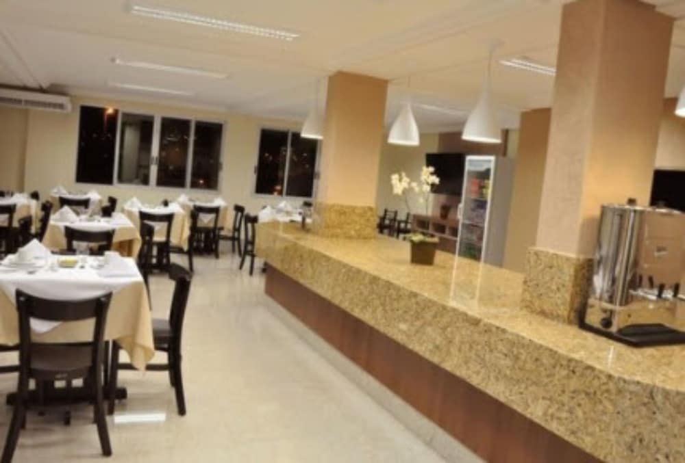 Hotel Saron 39/48