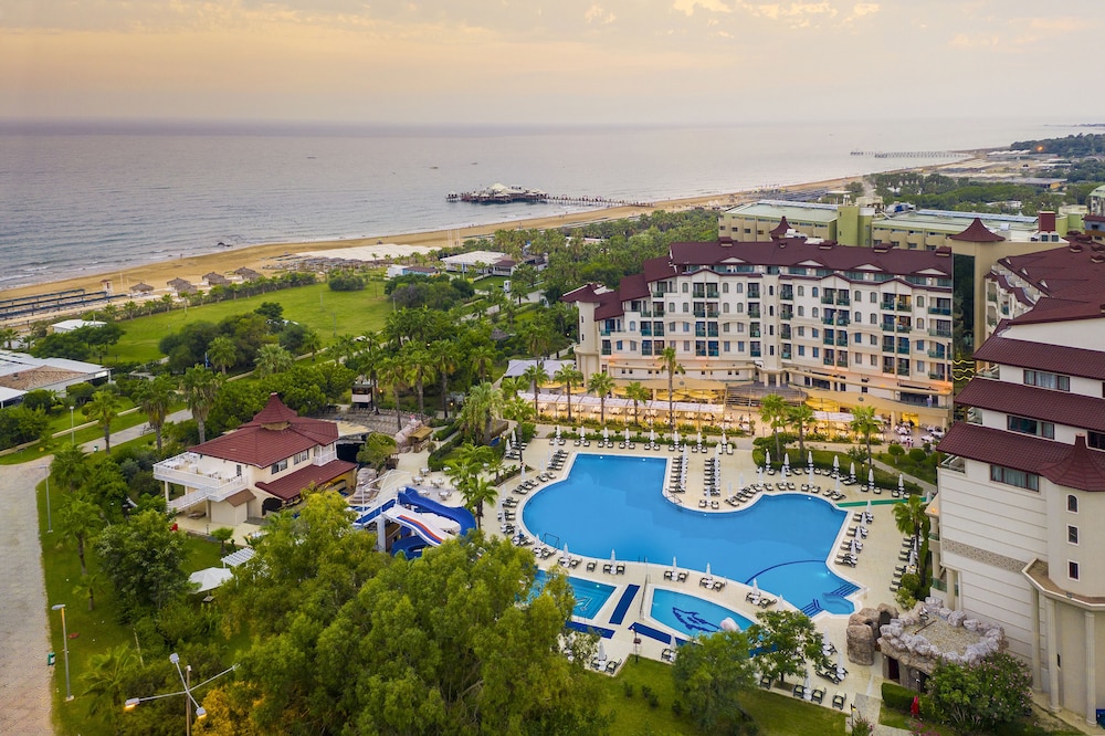 Bella Resort Hotels And Spa 67/73