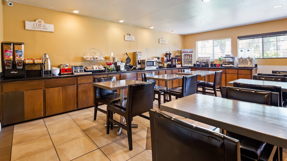 Best Western Big Country Inn 27/33
