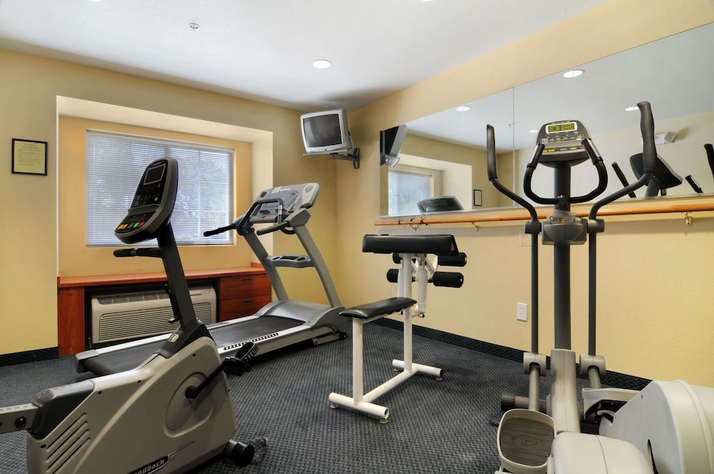 Microtel Inn & Suites Huntsville 5/10