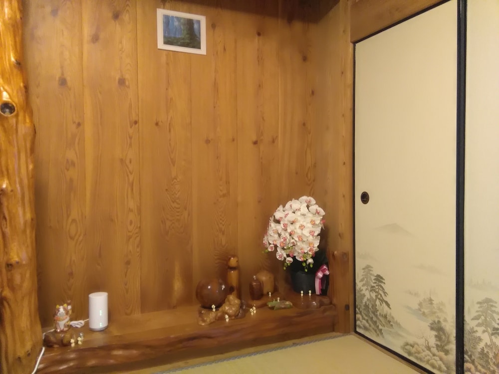 Yakusugi House 3/44
