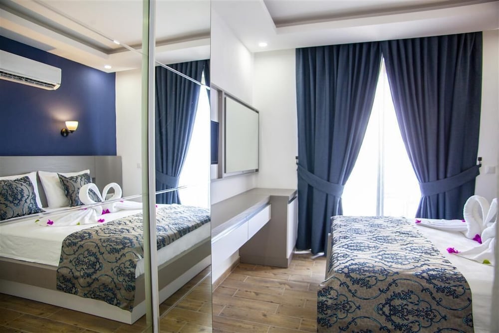 Demyra Boutique Hotel 4/28