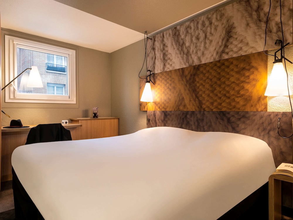 Ibis Paris Alesia Montparnasse 14Eme 11/67