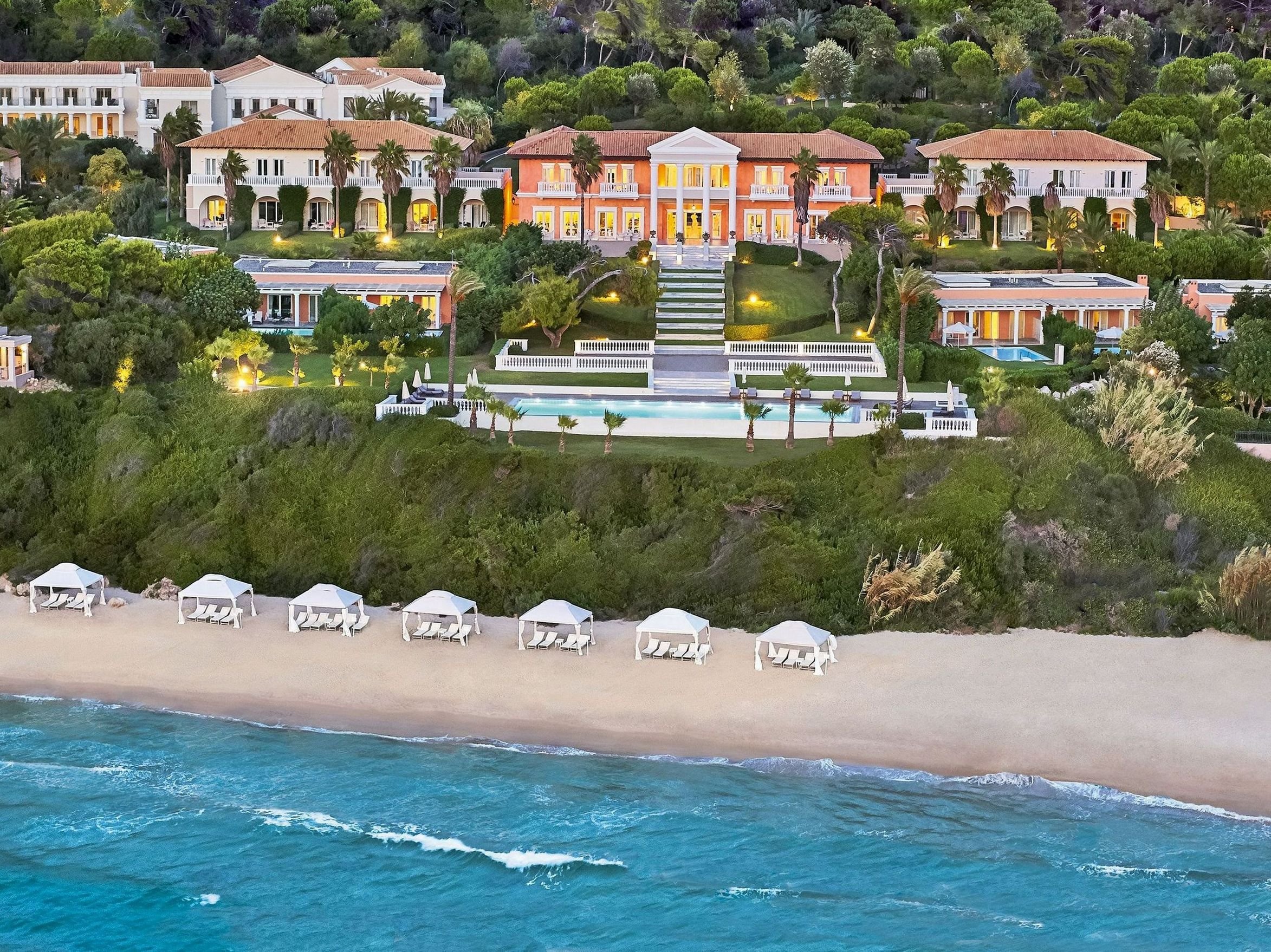 Mandola Rosa, A Resort to Live 10/18