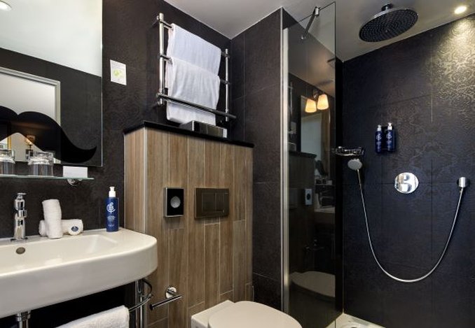 Hotel Les Plumes 48/52