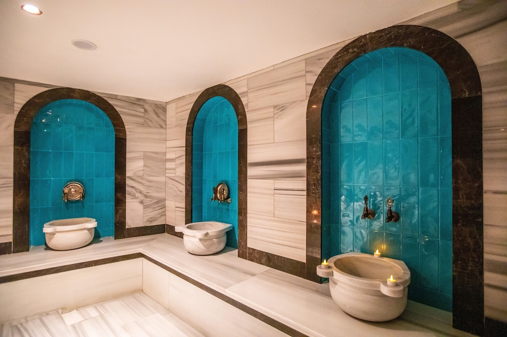 Root Karakoy Bosphorus Hotel and Spa 75/76
