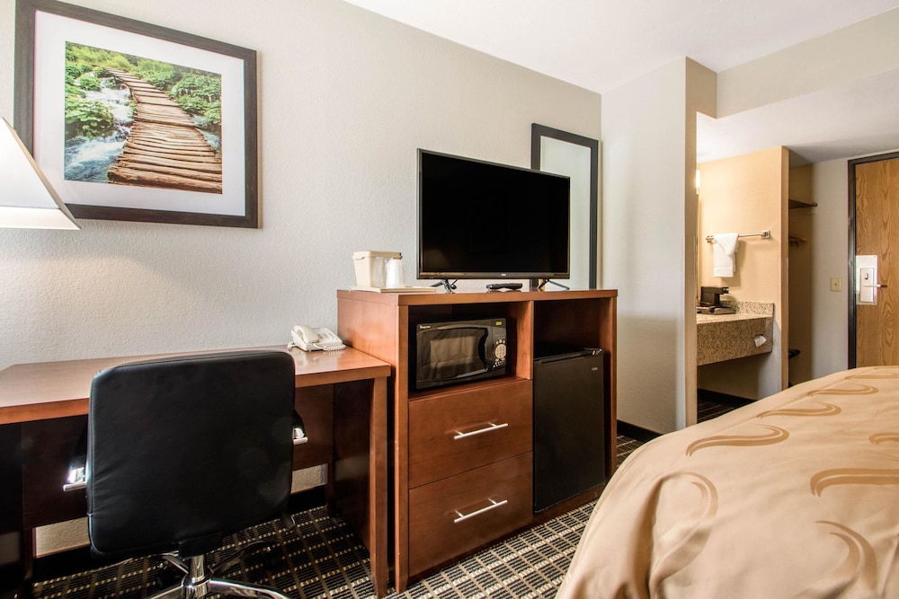 Sleep Inn & Suites Madison West 18/31