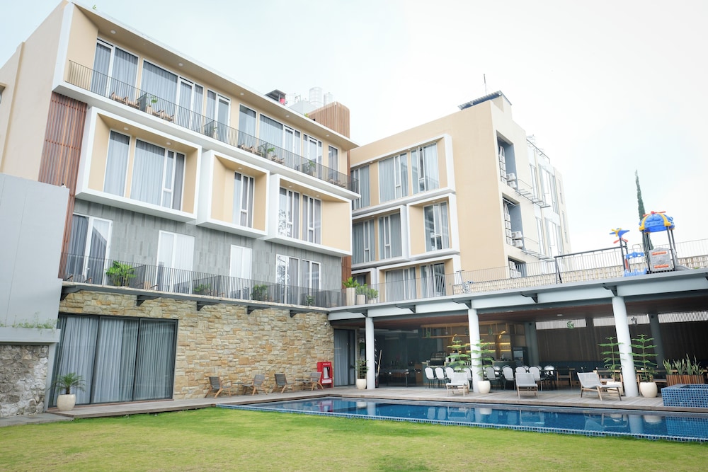 Facade Hotel by Azana 38/46