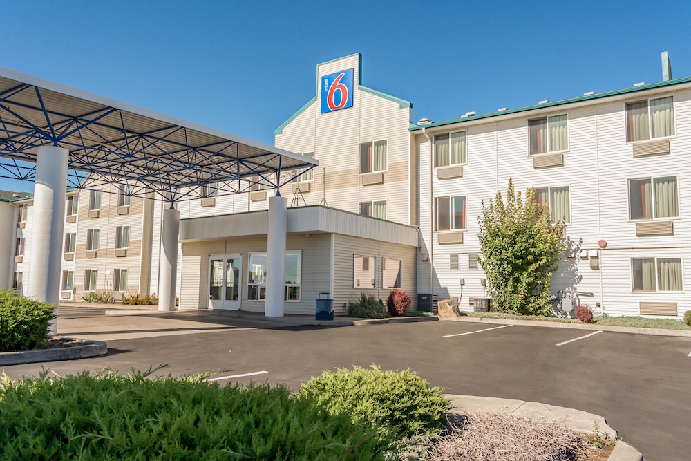 Motel6 Redmond, OR 31/39
