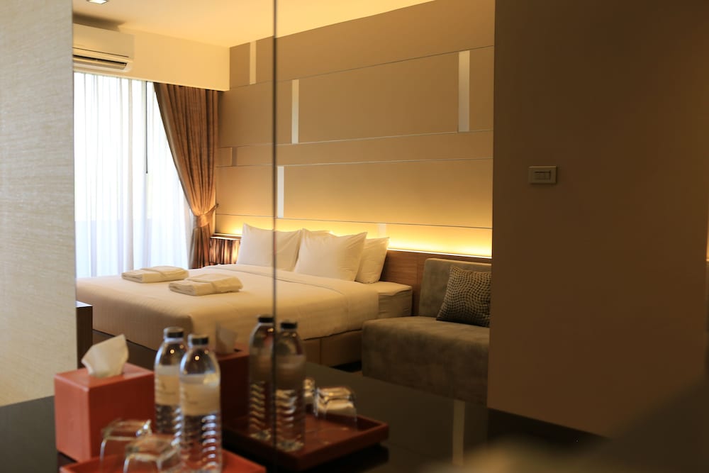 HYDE PARK CHIANGMAI 57/72