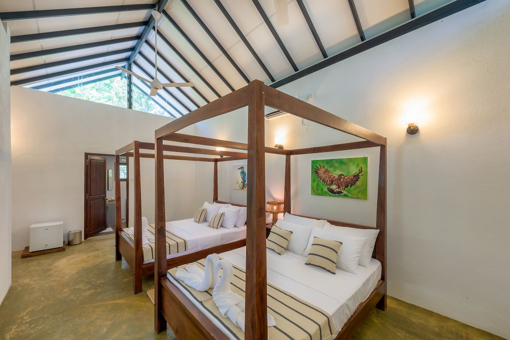 Room at Thuduwa Camp, Rankethgama
