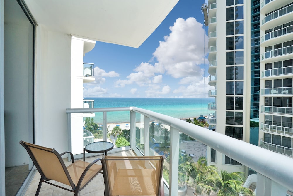 Marenas Beach Resort 9/71