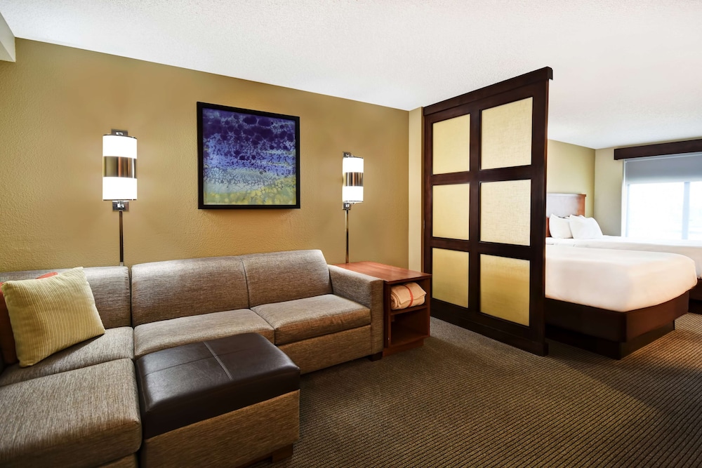 Hyatt Place Phoenix Gilbert 11/50