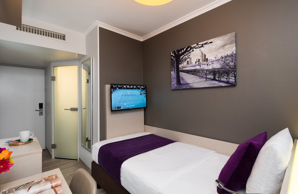 Leonardo Hotel Frankfurt City Center 15/35